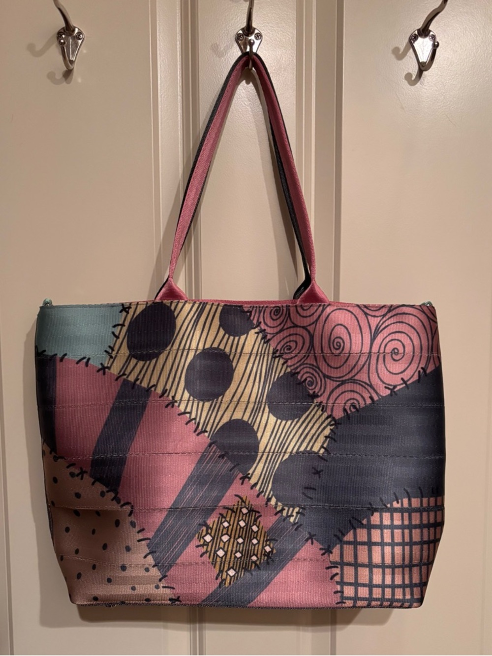 Harveys Seatbelt Nightmare Before Christmas Sally Tote Bag & Bow